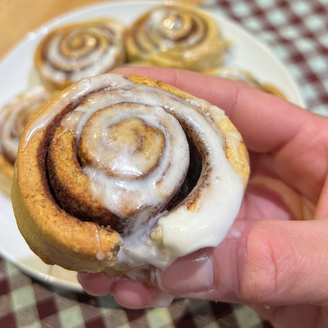 GLUTEN-FREE CINNAMON ROLLS